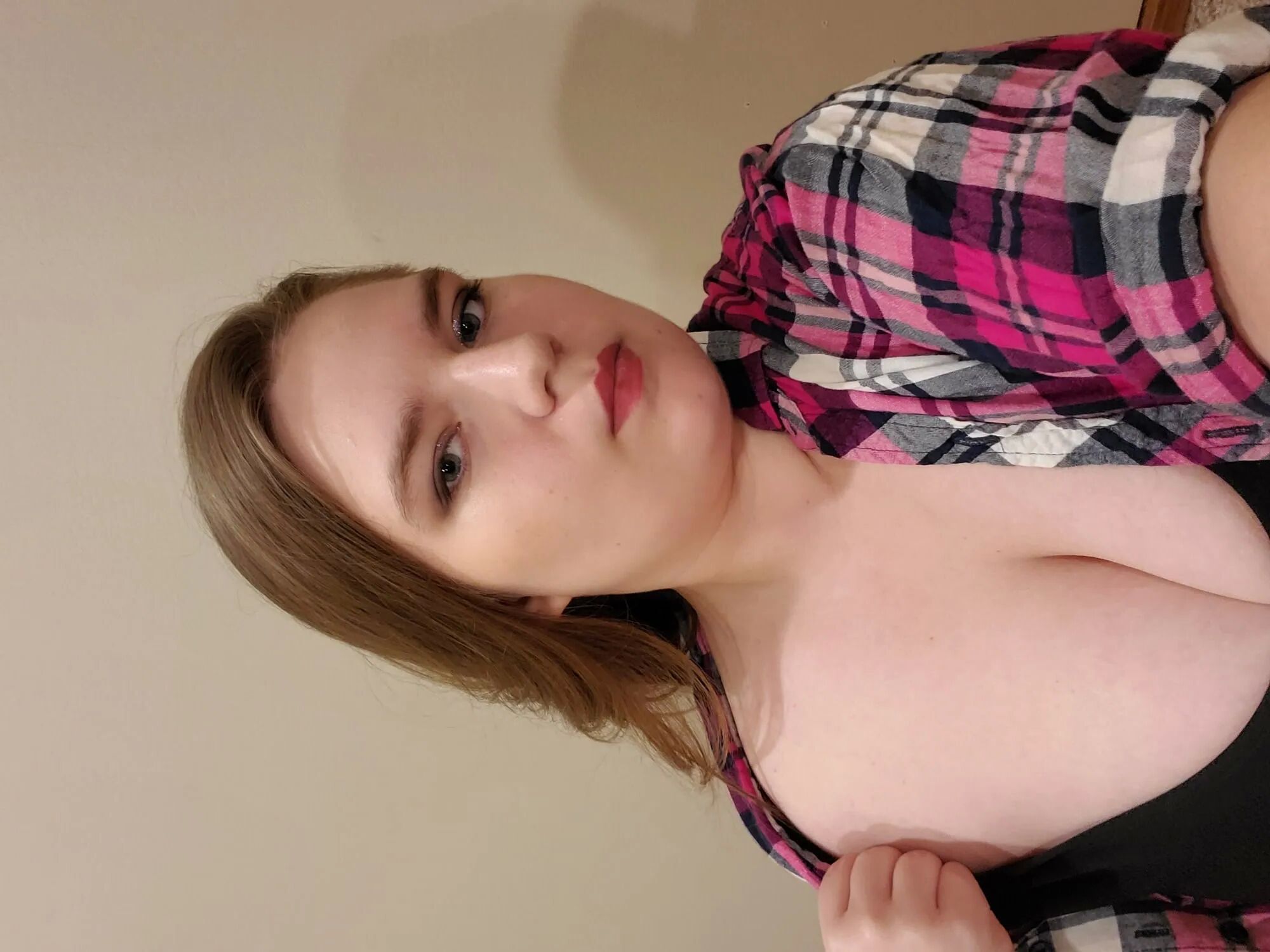 Sexy Selfies - 17 Pics
