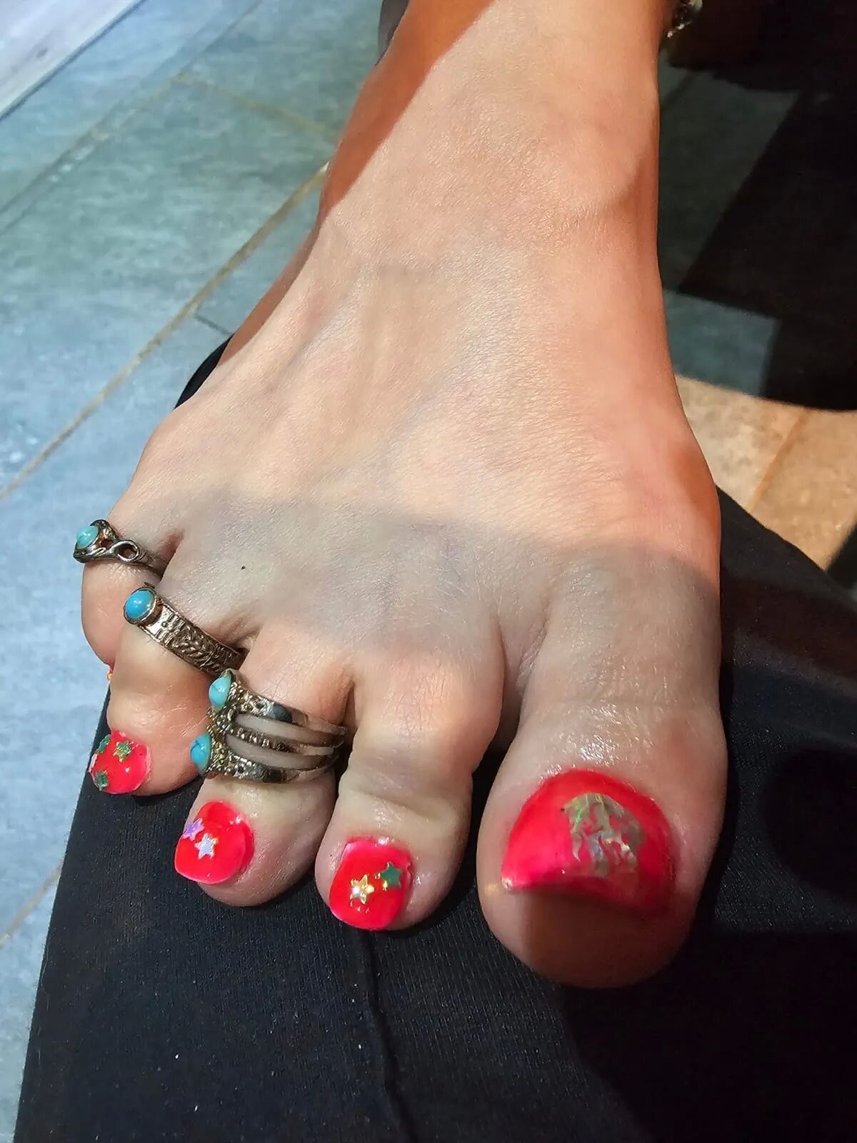 Feet - 128 Pics