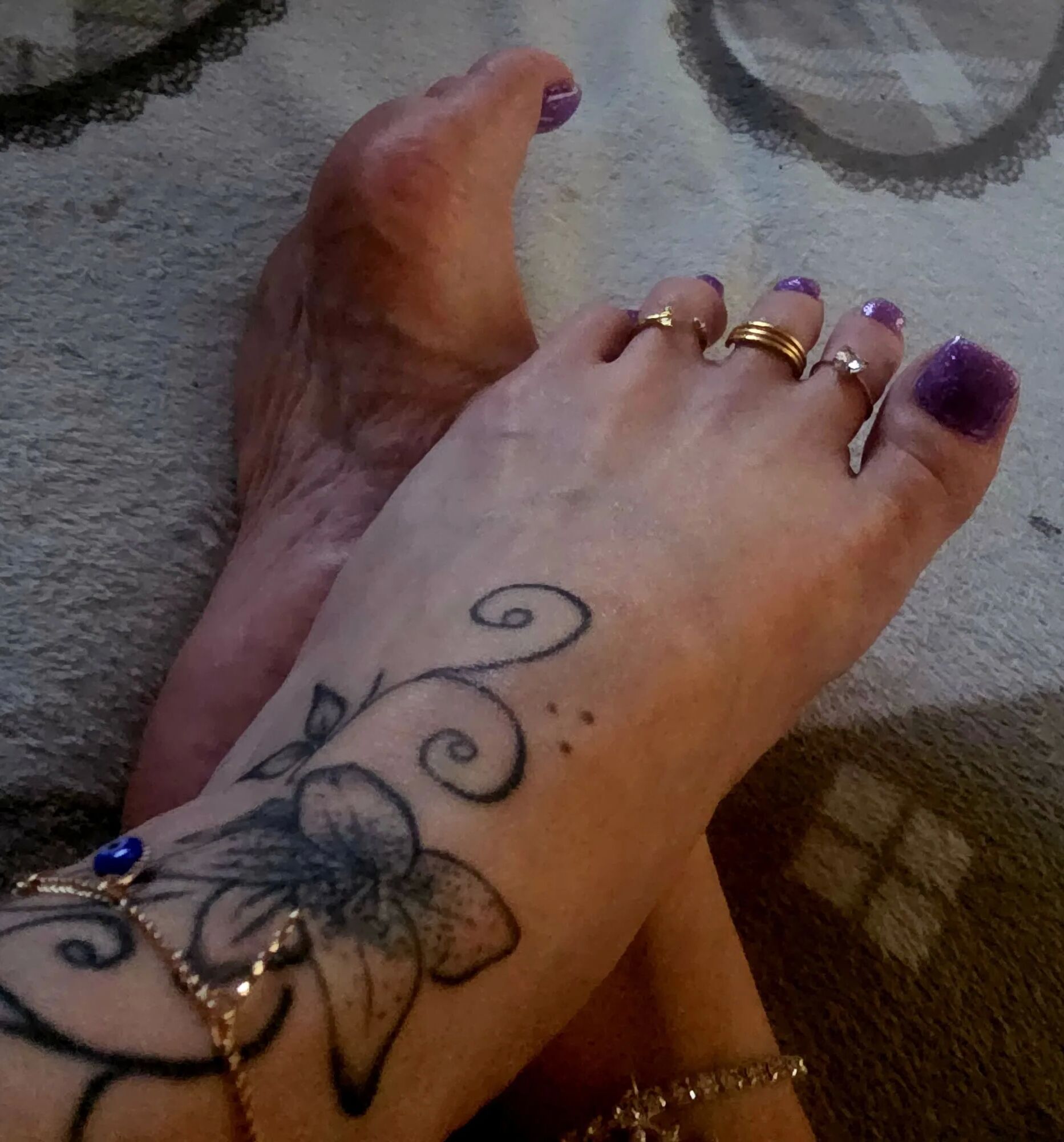 Feet - 128 Pics