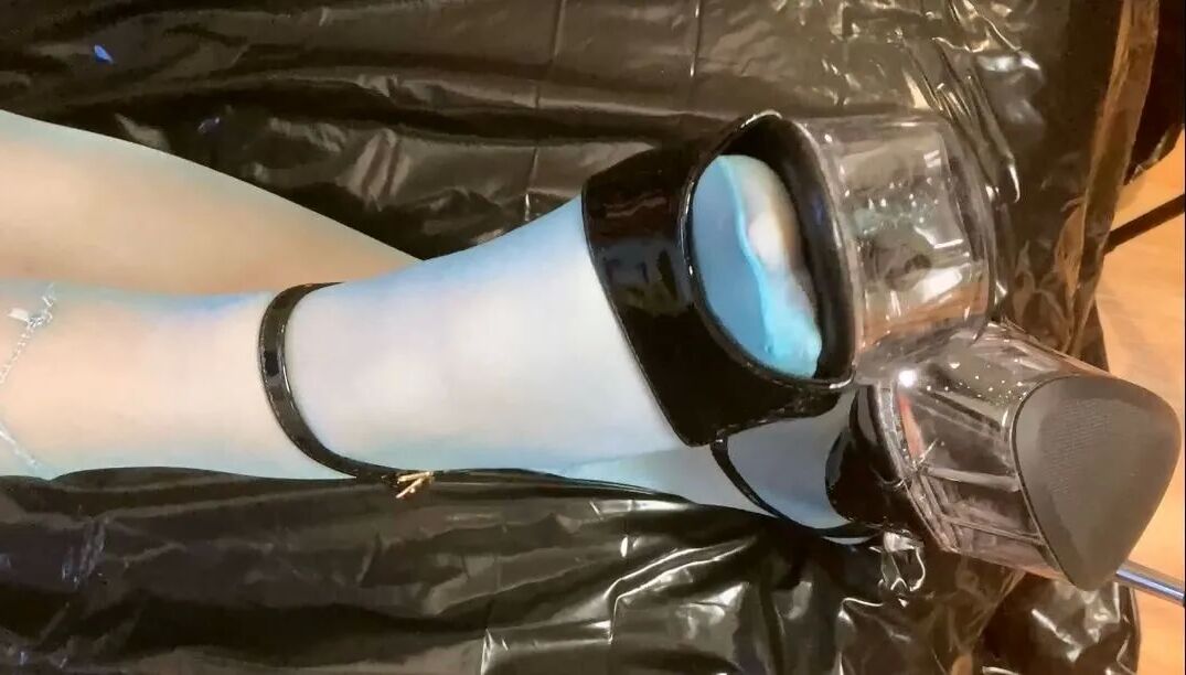 Clear Sandals, Turquoise Stockings - 15 Pics