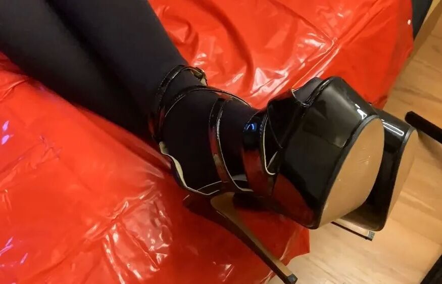Black Heels, Black Nylons, Red PVC Sheet - 14 Pics