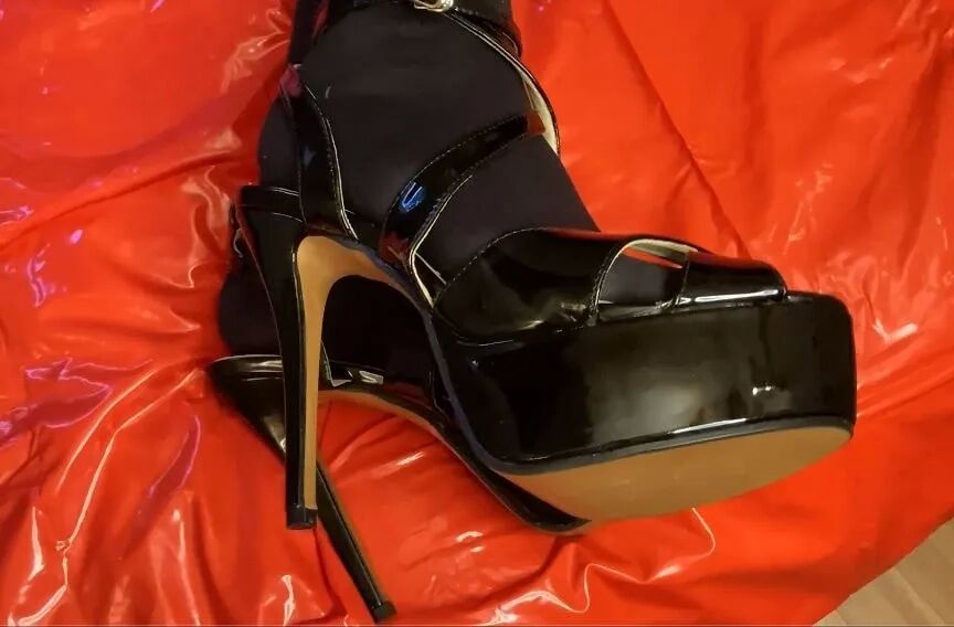 Black Heels, Black Nylons, Red PVC Sheet - 14 Pics