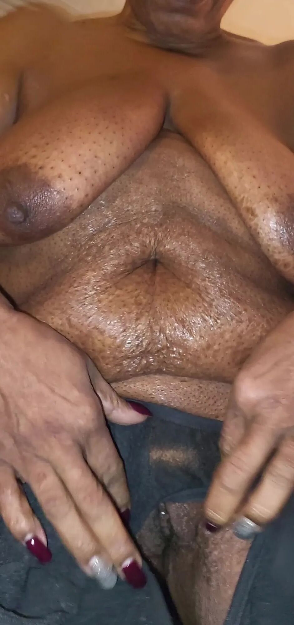 Unwashed Raunchy Smelling Old Pussy - 15 Pics