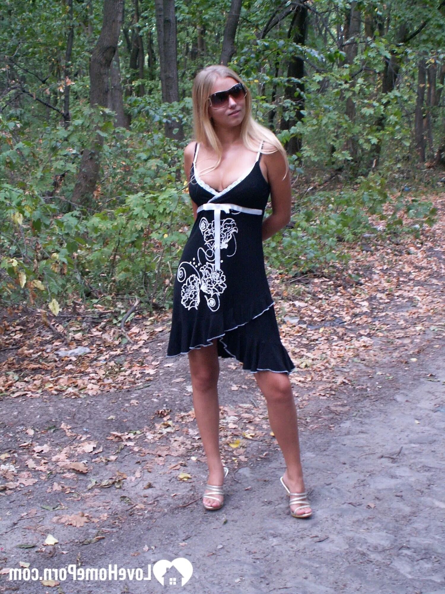 My wife exposed herself to some strangers - 154 Pics