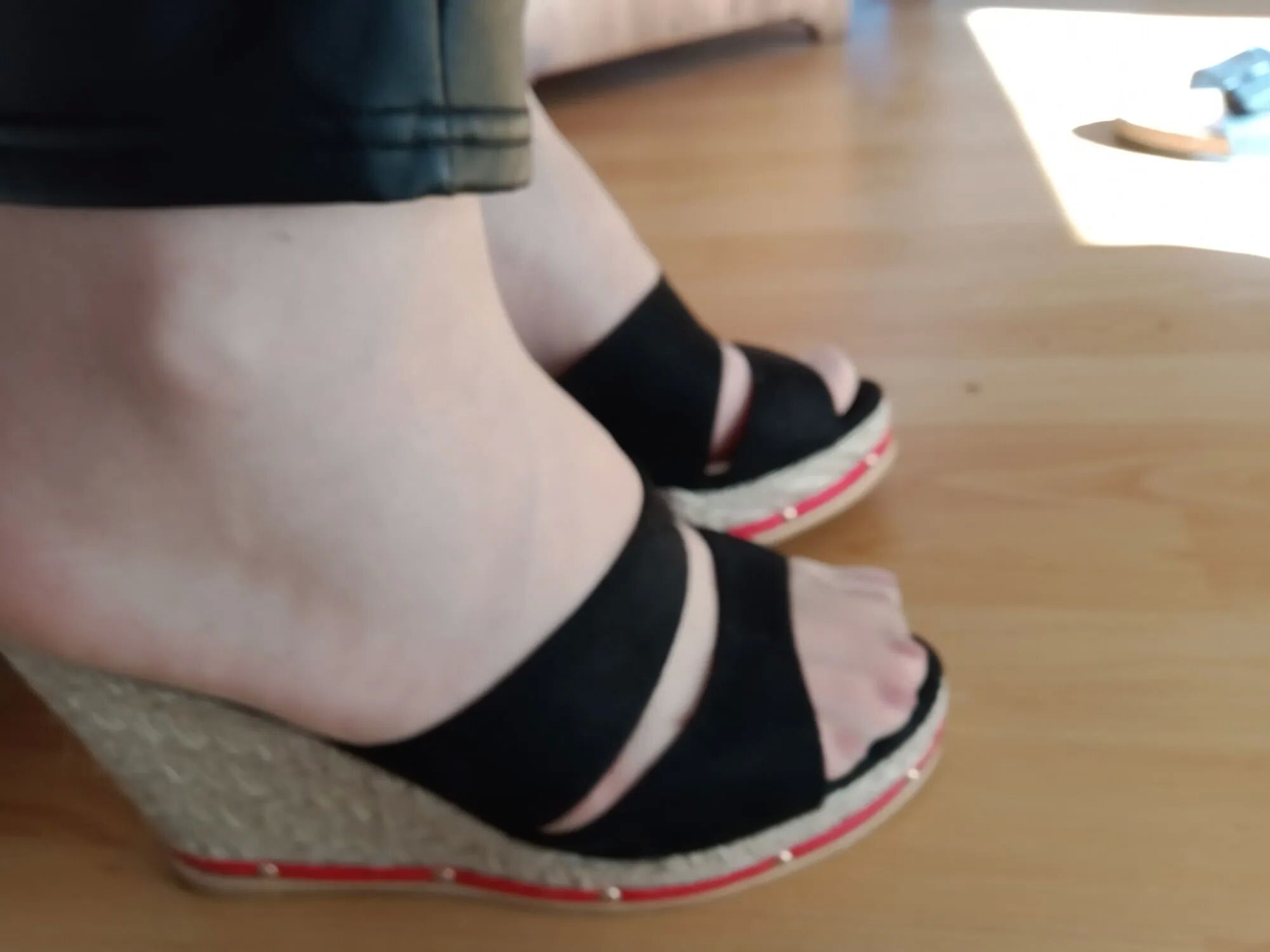 Nylon feet - 10 Pics