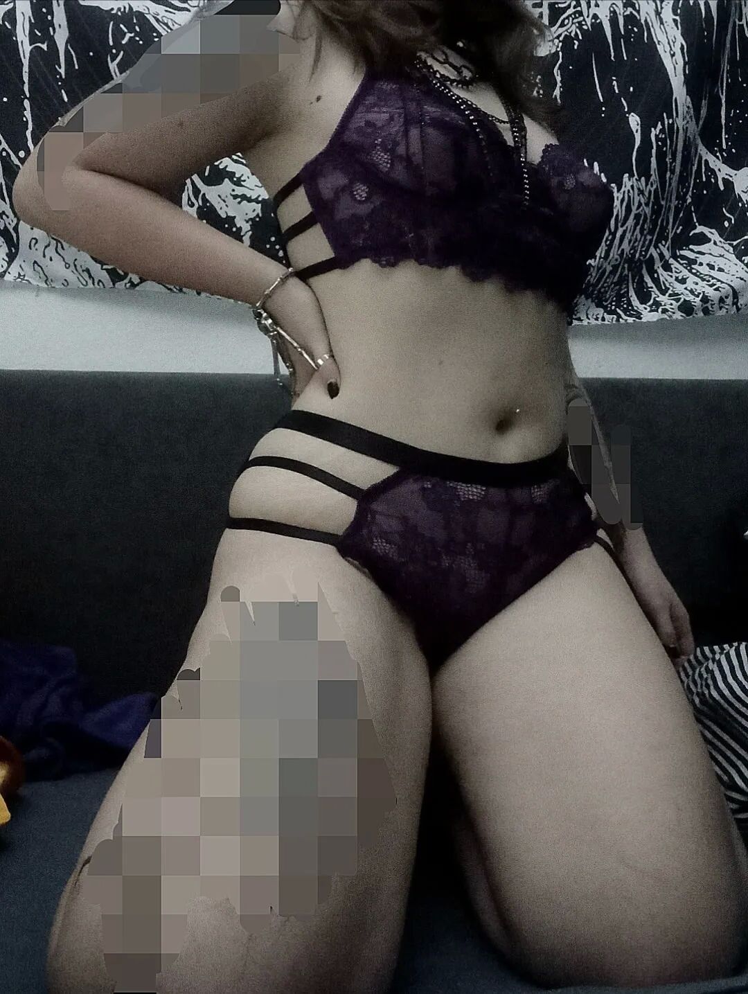 Young girl in slutty purple lingerie - 23 Pics