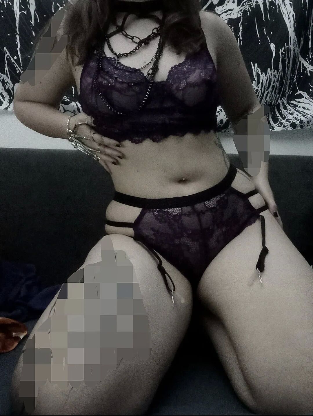 Young girl in slutty purple lingerie - 23 Pics
