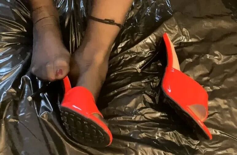Red Mules and Nylon Feet - 34 Pics