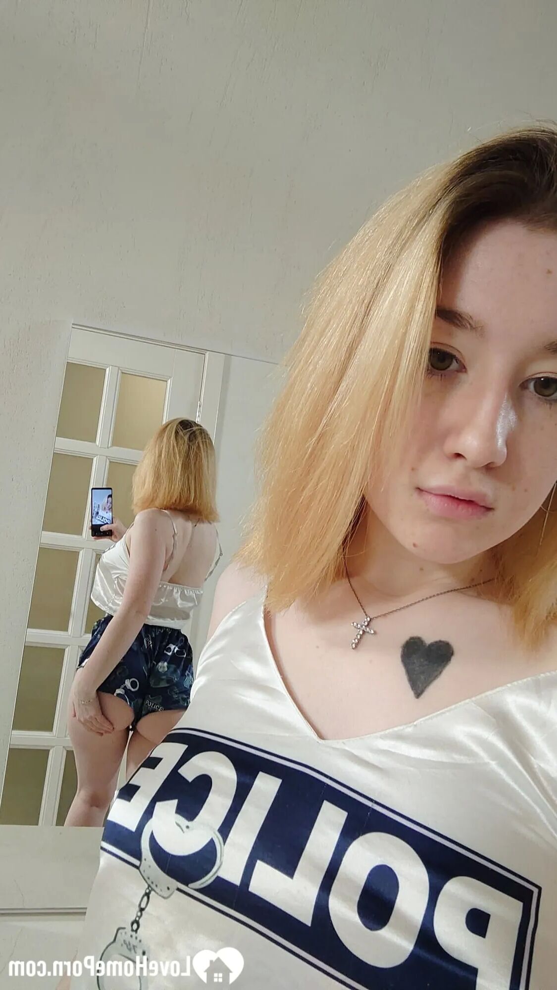 I love to play with my big tits - 29 Pics