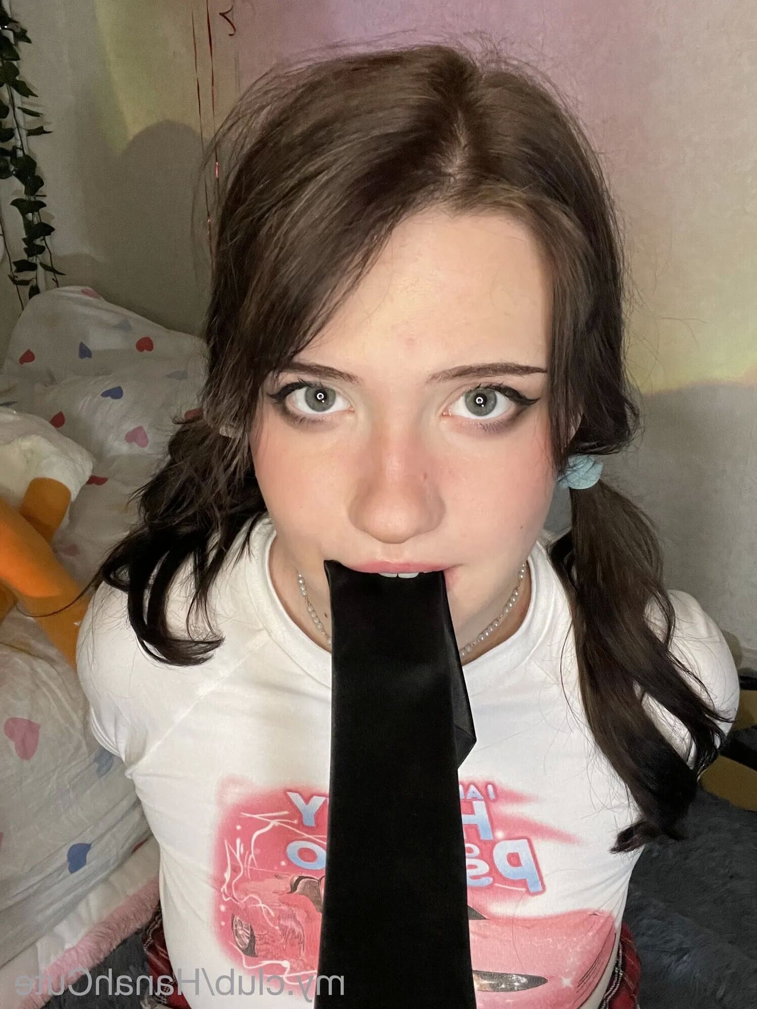 Hannah Free Photos - 24 Pics