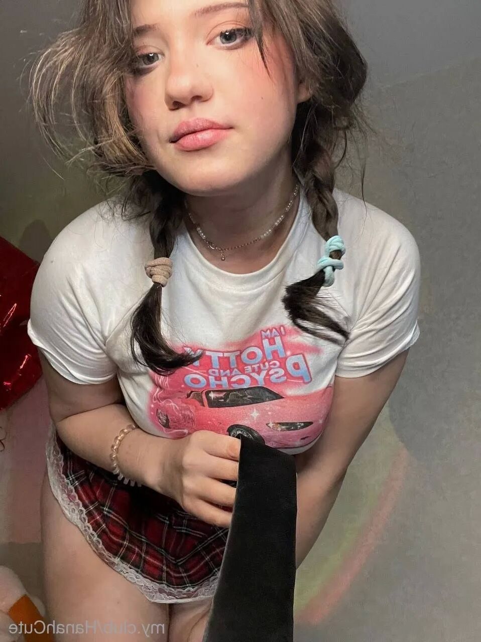 Hannah Free Photos - 24 Pics