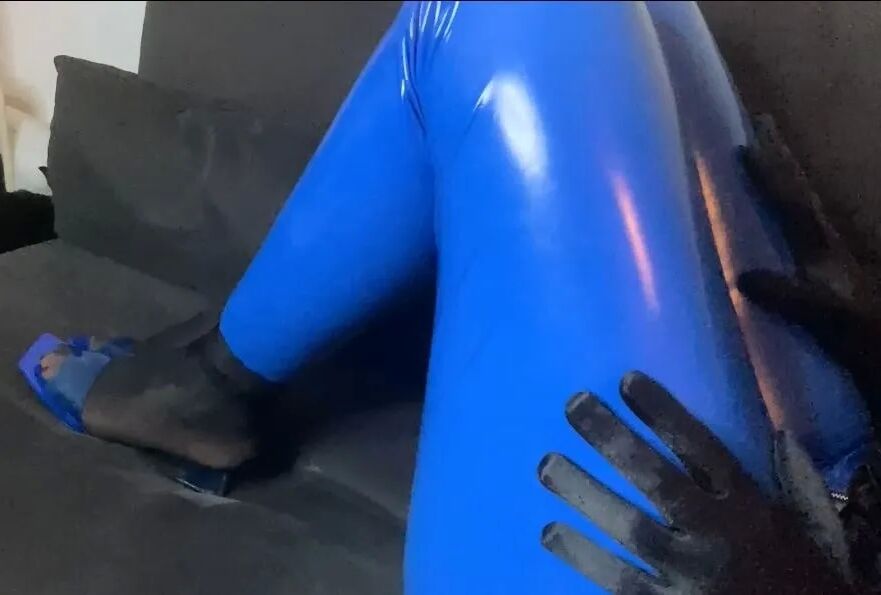 Blue Heels, Blue Leggings and Nylon Feet - 26 Pics