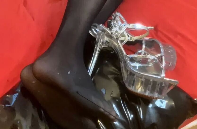Clear Platform Heels and Nylon Feet - 12 Pics