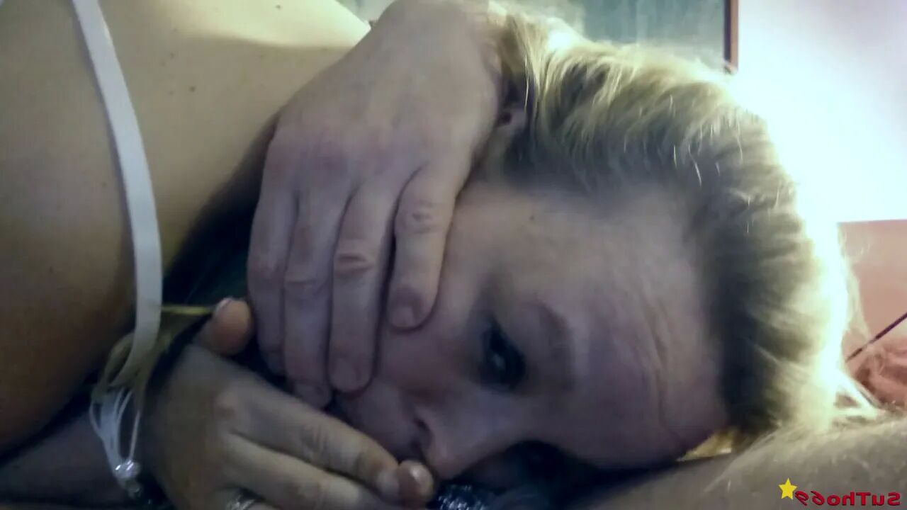SuTho69 Deep In My Throat - 12 Pics