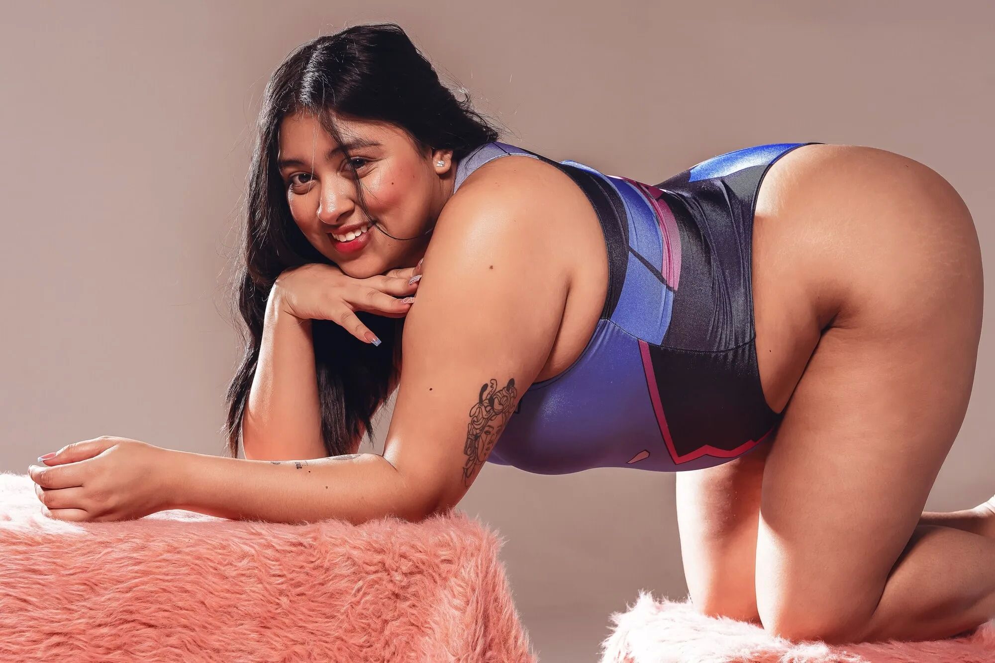 CUTE SOFIA - 15 Pics