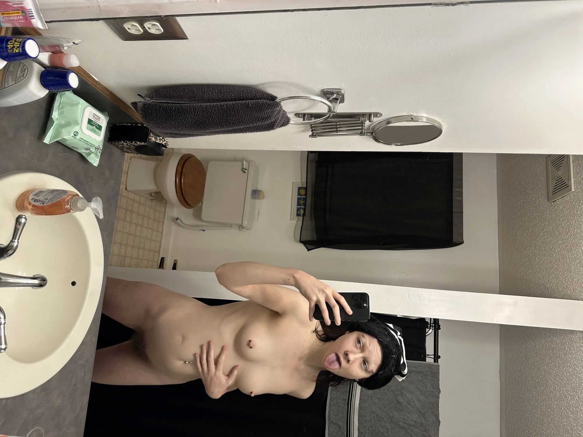Holiday Hoe - 15 Pics