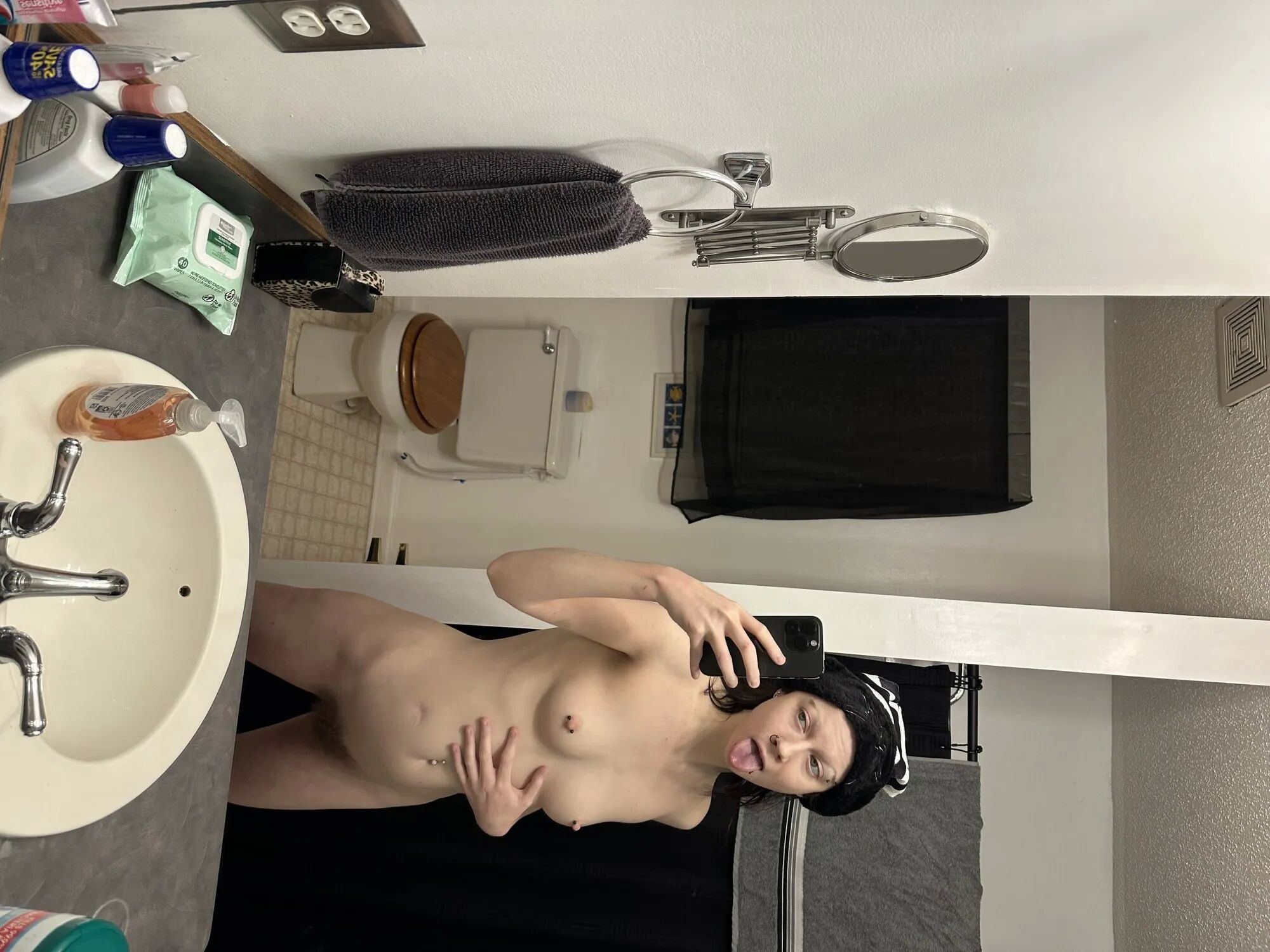 Holiday Hoe - 15 Pics