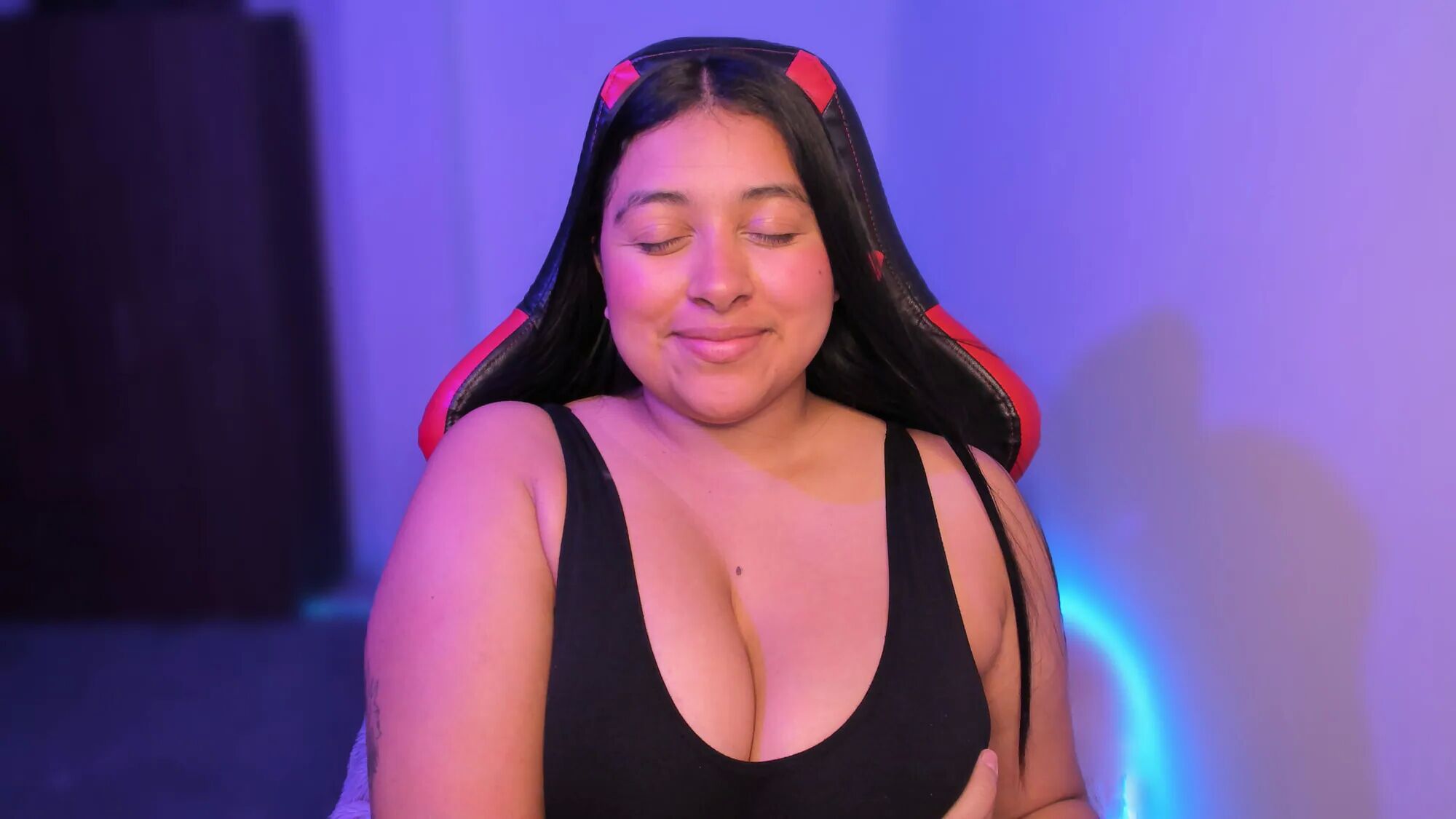 Sofii cute - 8 Pics