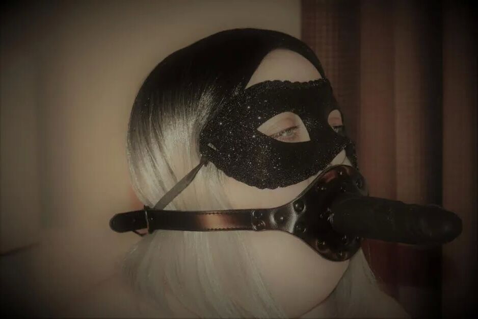Piggy Webslut Exposed - 8 Pics