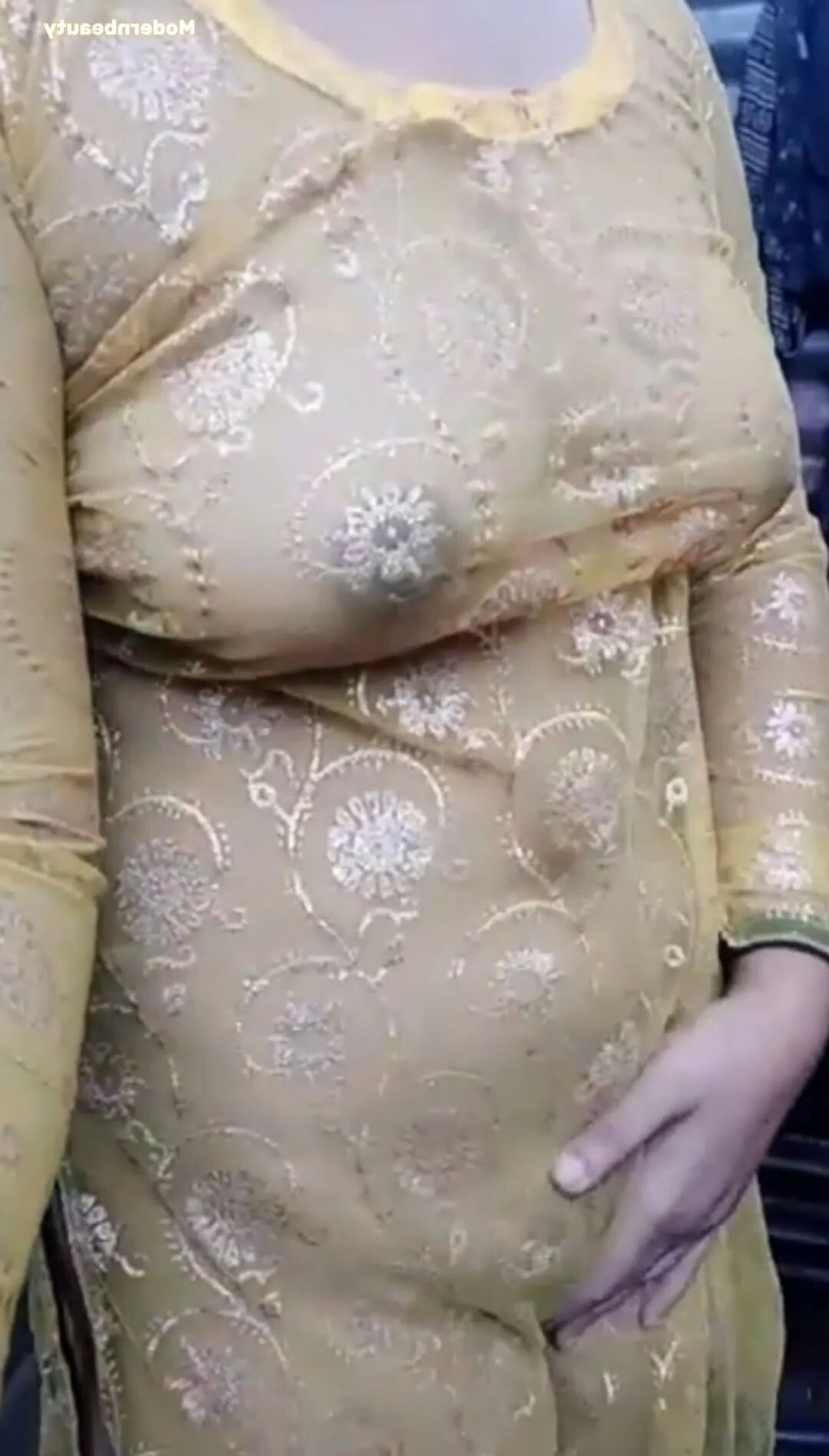 Bangladeshi girl hot nudes - 6 Pics