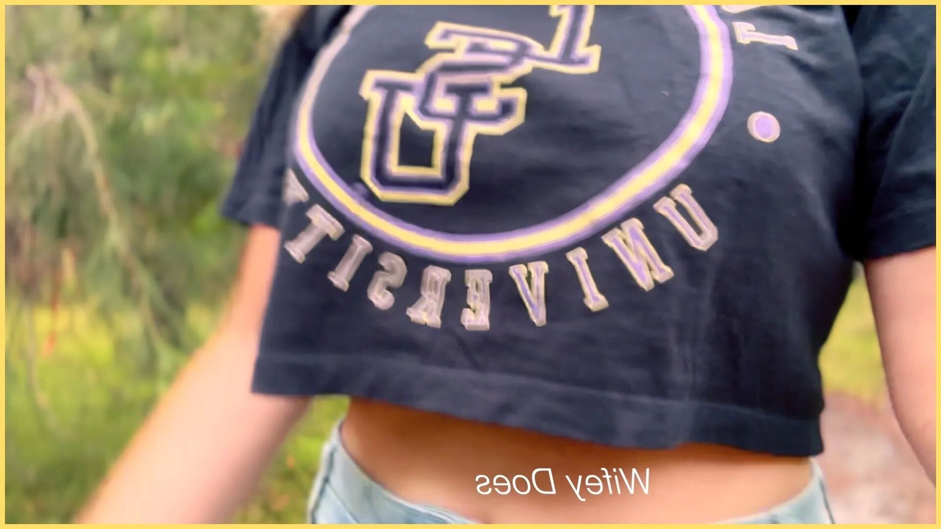 Wifey wears braless crop top - 11 Pics
