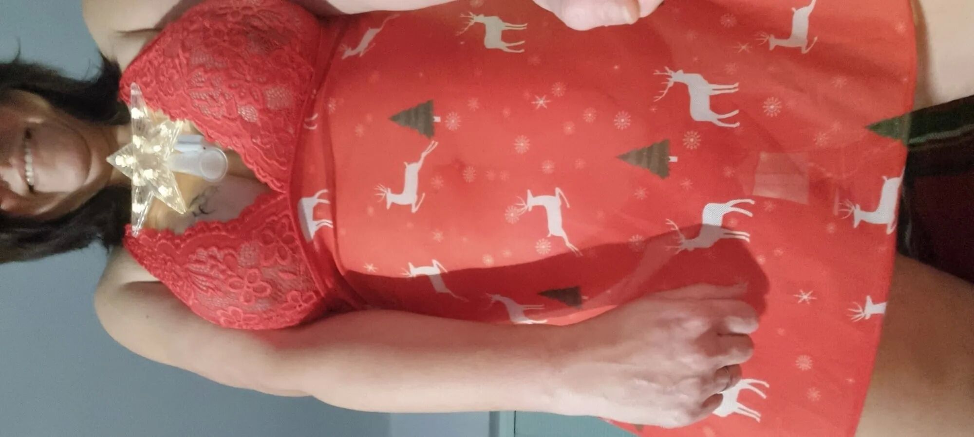 Horny midget - 28 Pics