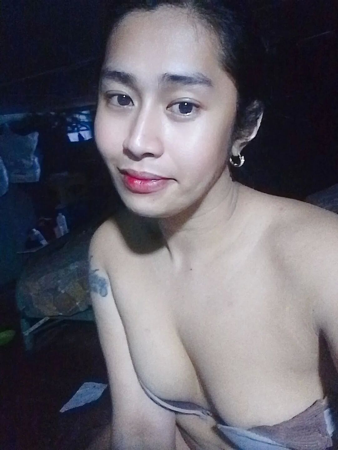 Hi papi. I luh you papi. Ughh. - 5 Pics