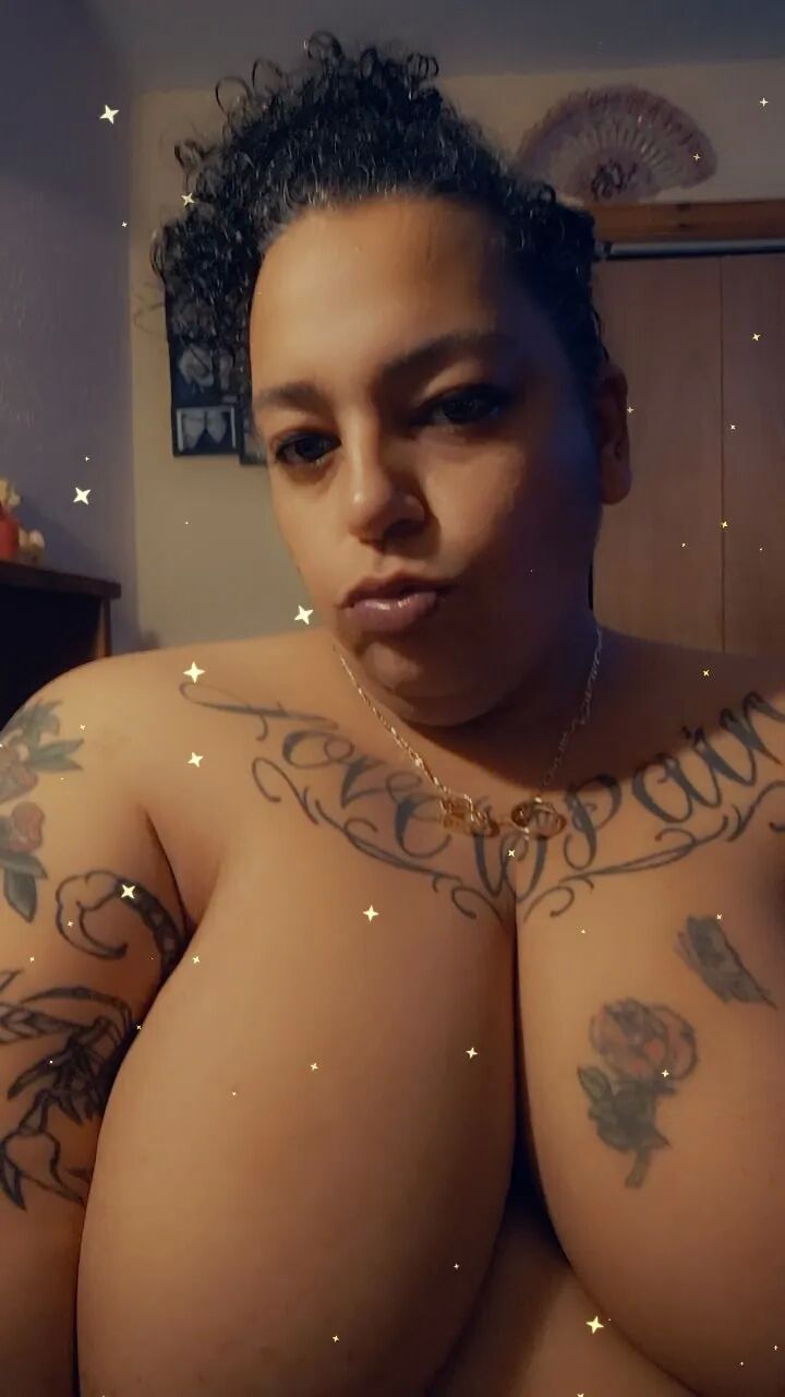 Sexy milf - 15 Pics