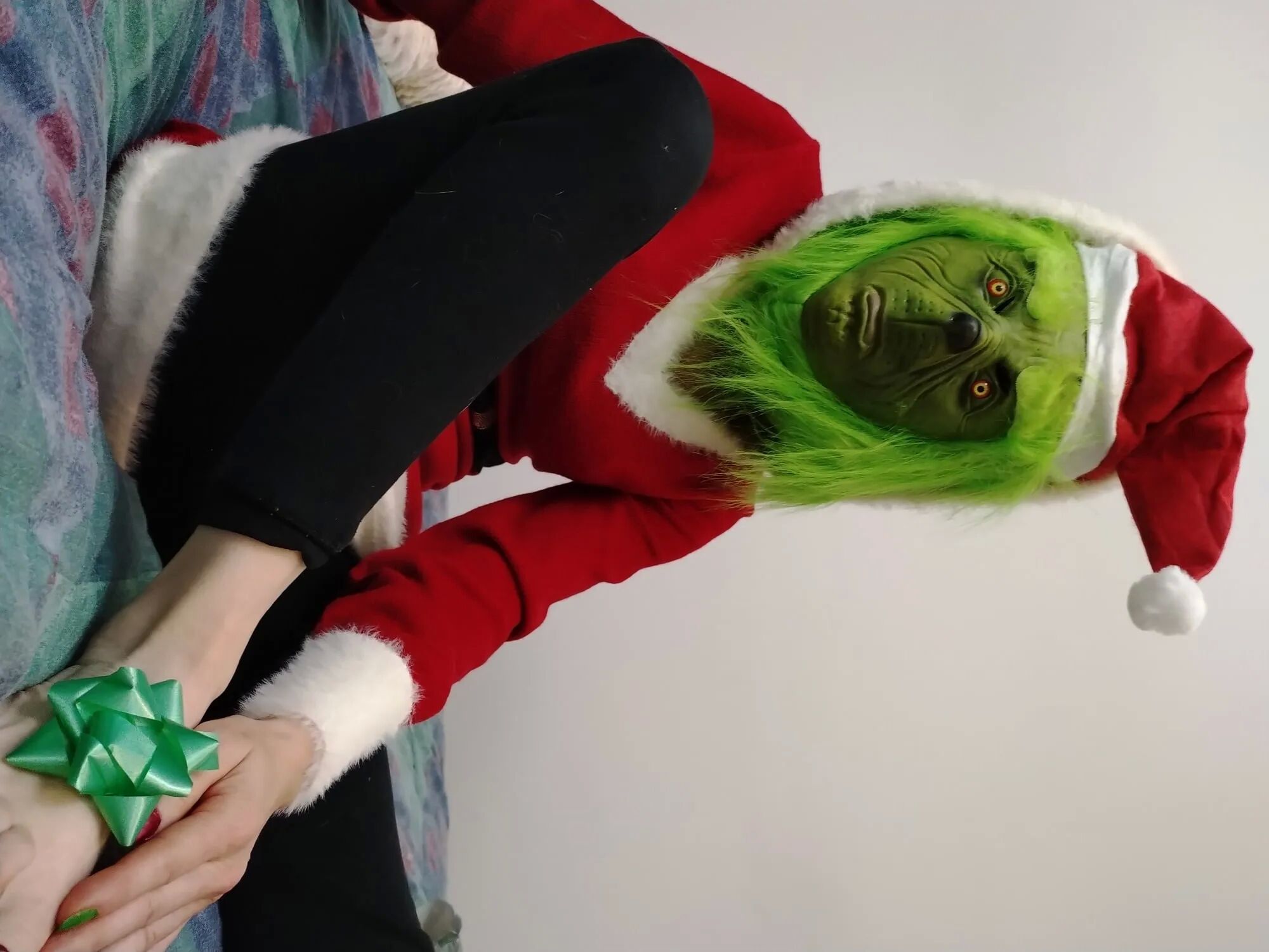 unwrapping my christmas gift - 11 Pics