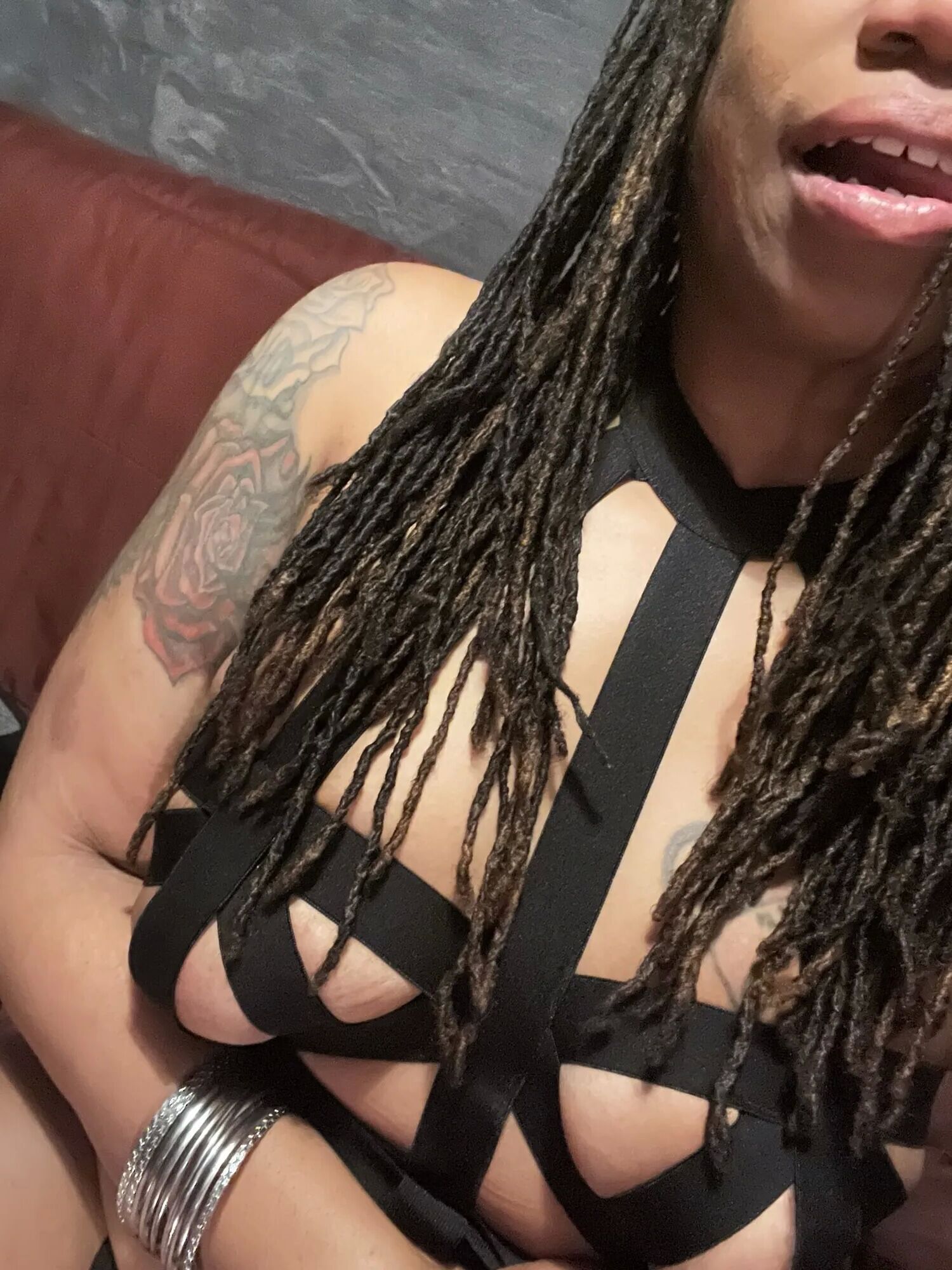 QUEENIE & SOSA FUCK UM PICS!! SEXY, EROTIC, FREAKY!!! - 6 Pics