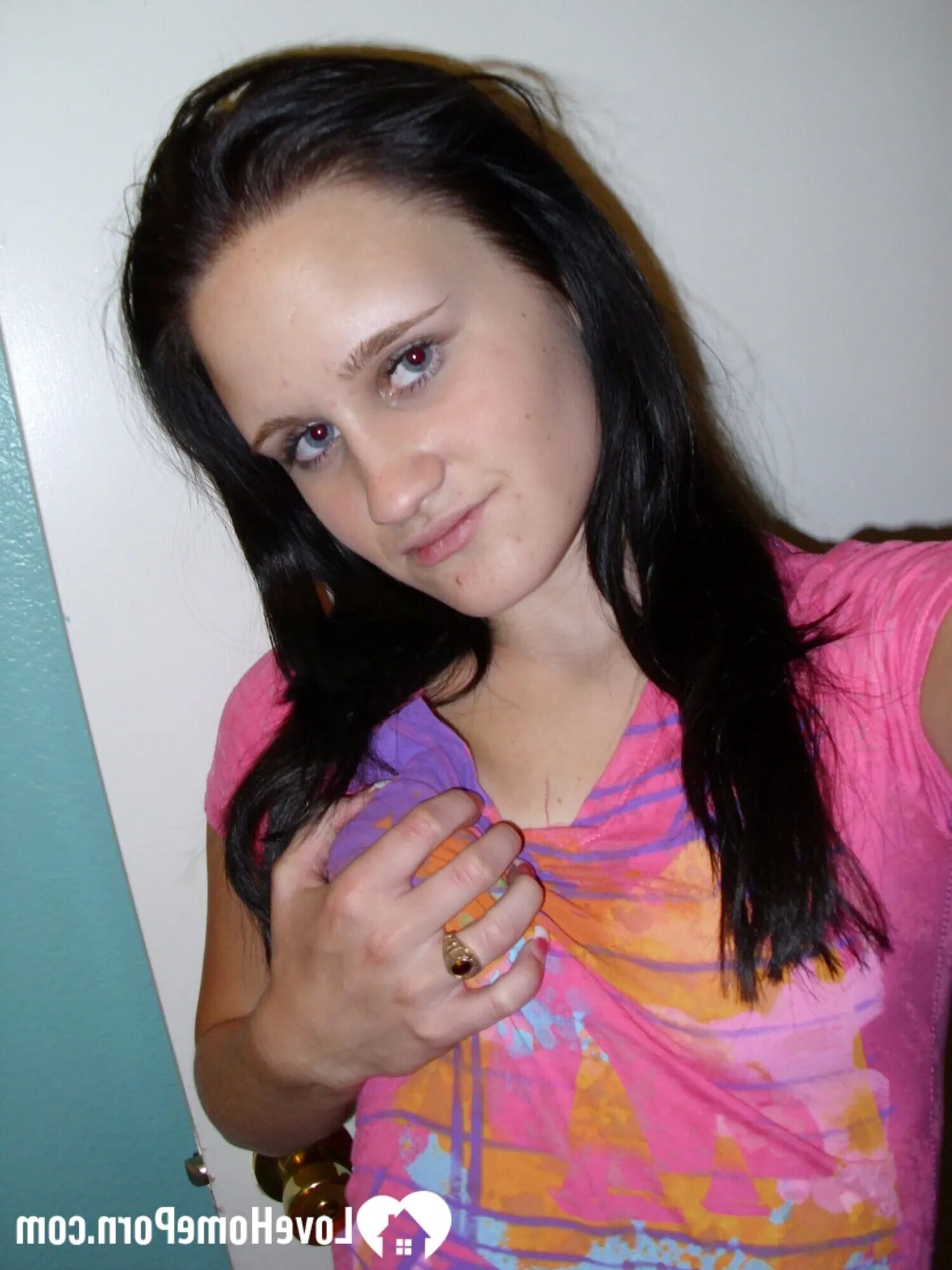 Teasing action by a big boobed chick - 34 Pics