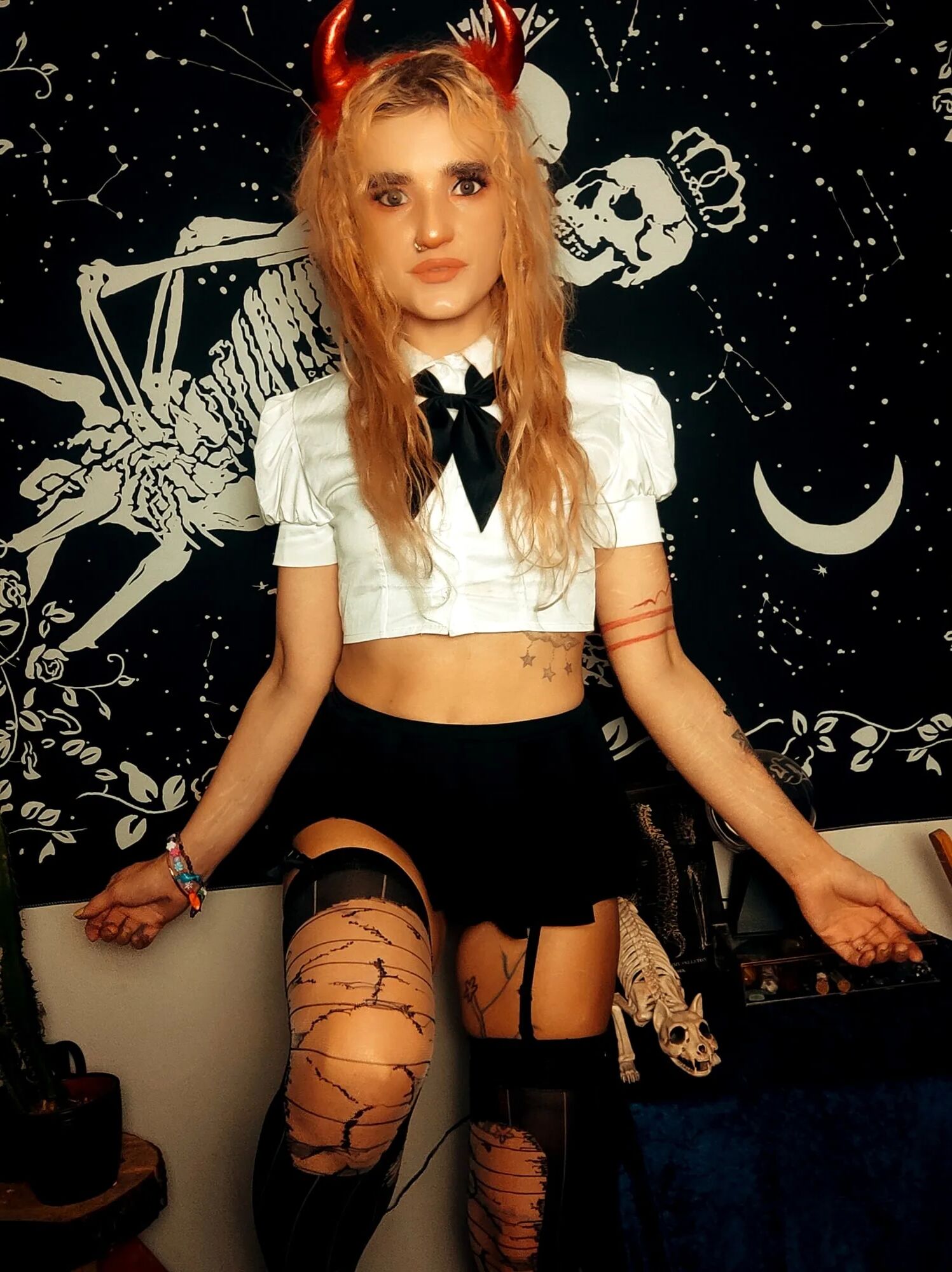 I'm a slutty devil in schooluniform waiting for a hard fuck - 29 Pics