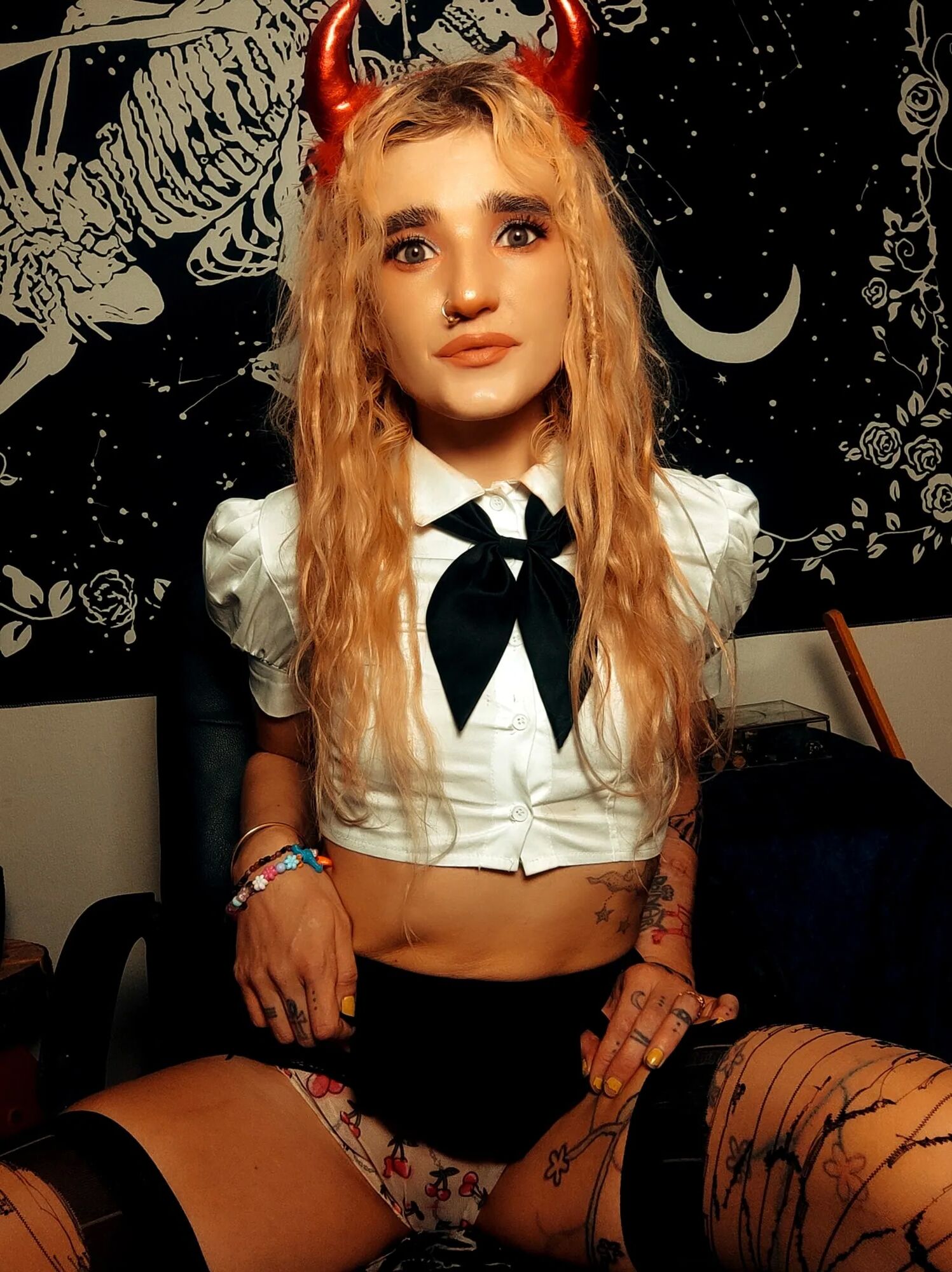 I'm a slutty devil in schooluniform waiting for a hard fuck - 29 Pics