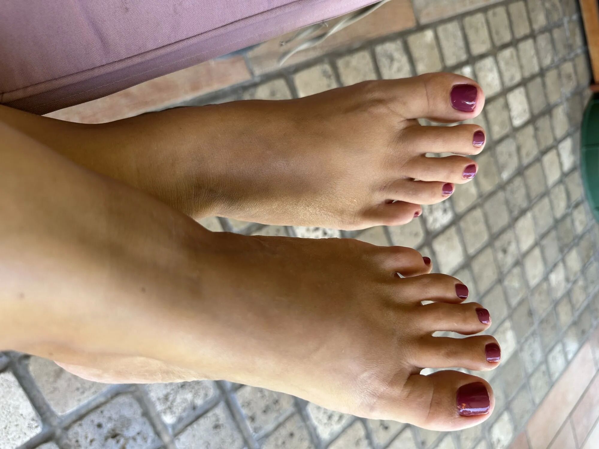 My little feet - 20 Pics