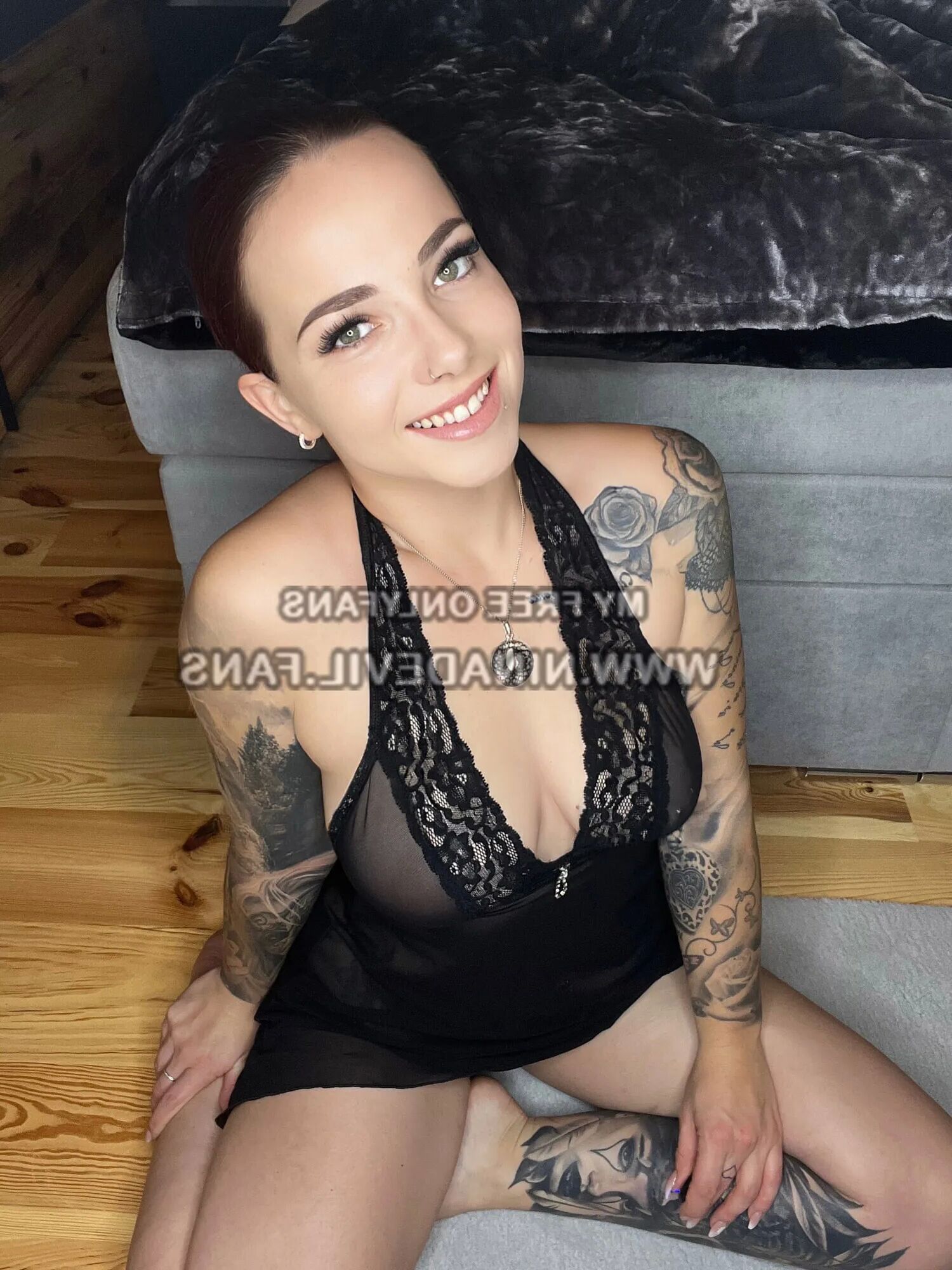 Free teen pics - 5 Pics