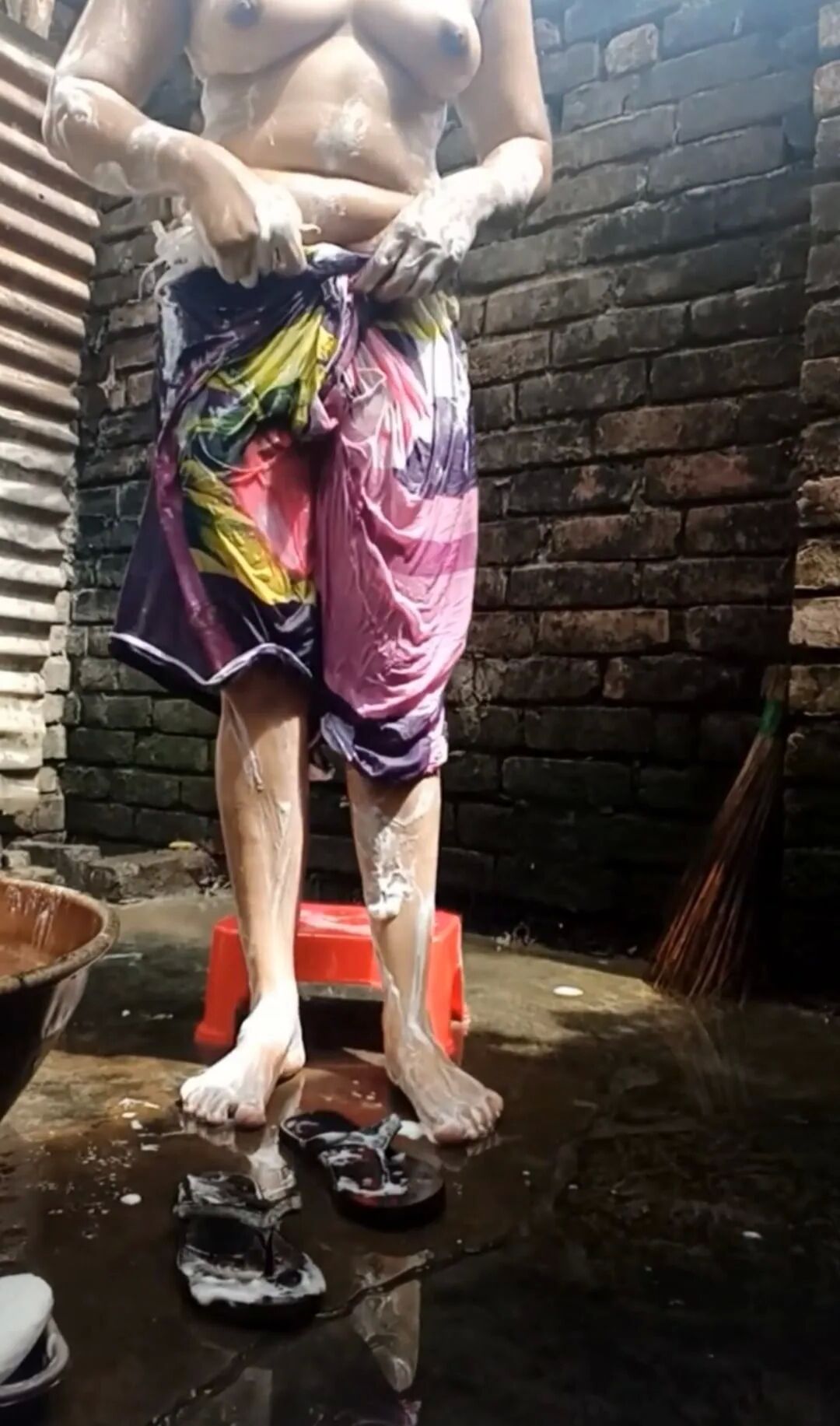 Bangladeshi nudes shower photos - 9 Pics