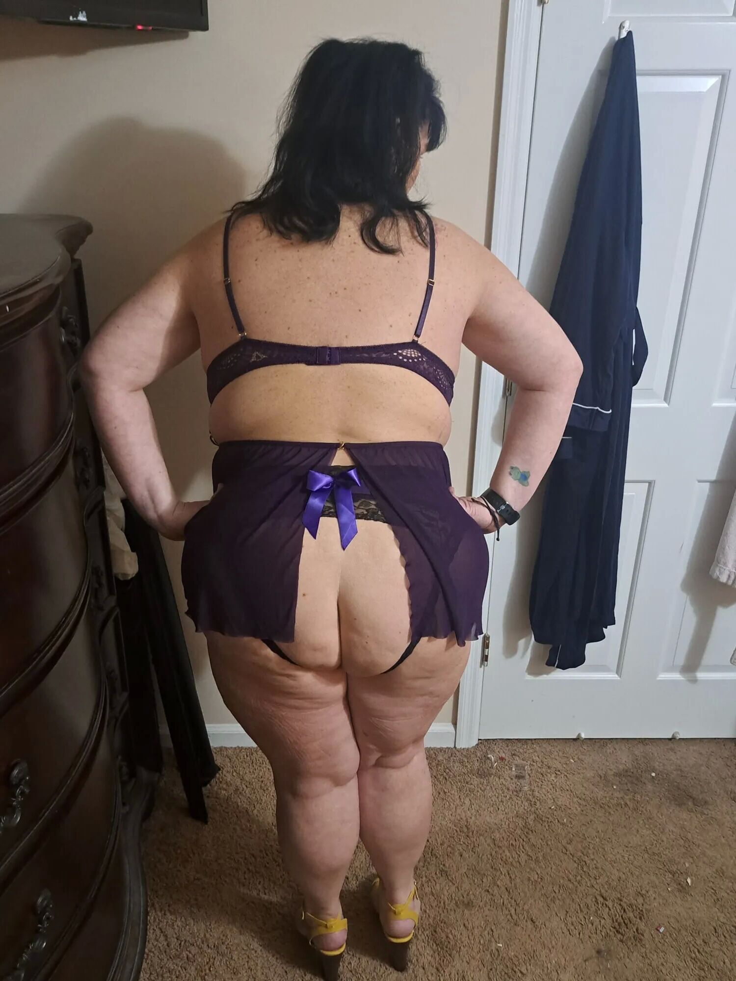 Milf lingerie - 10 Pics