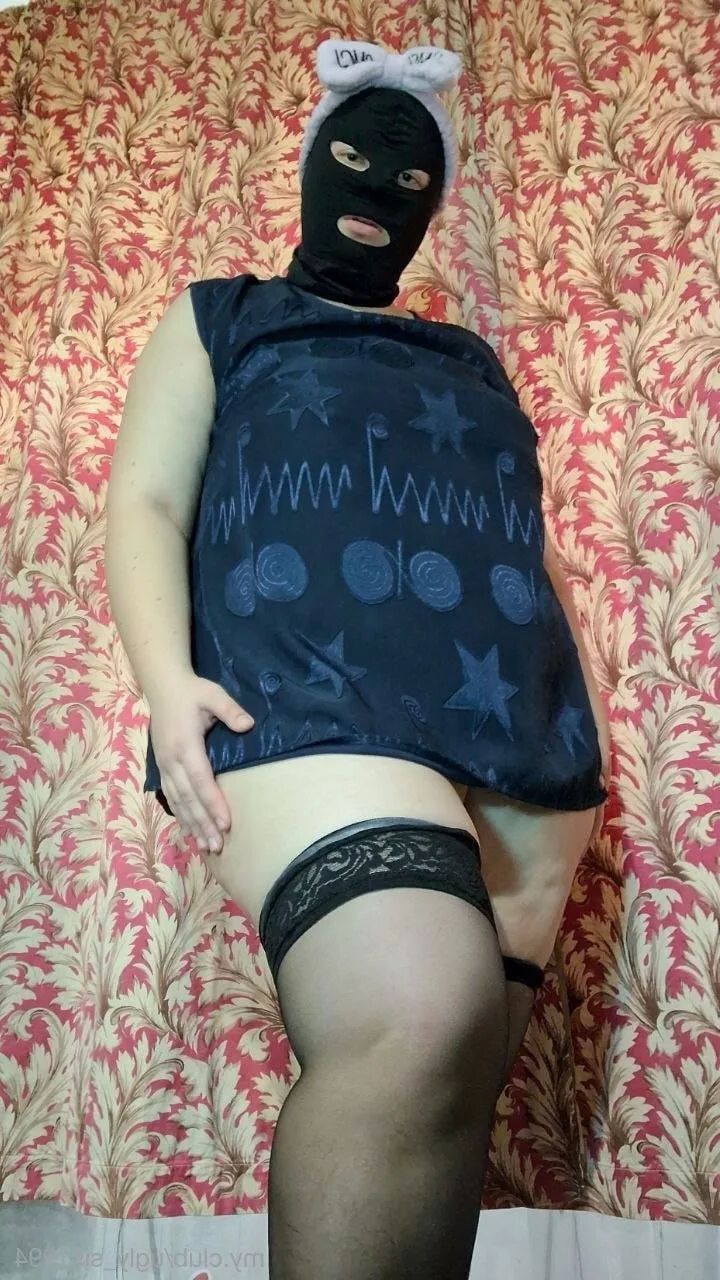 Ugly Sis Free Photos - 8 Pics