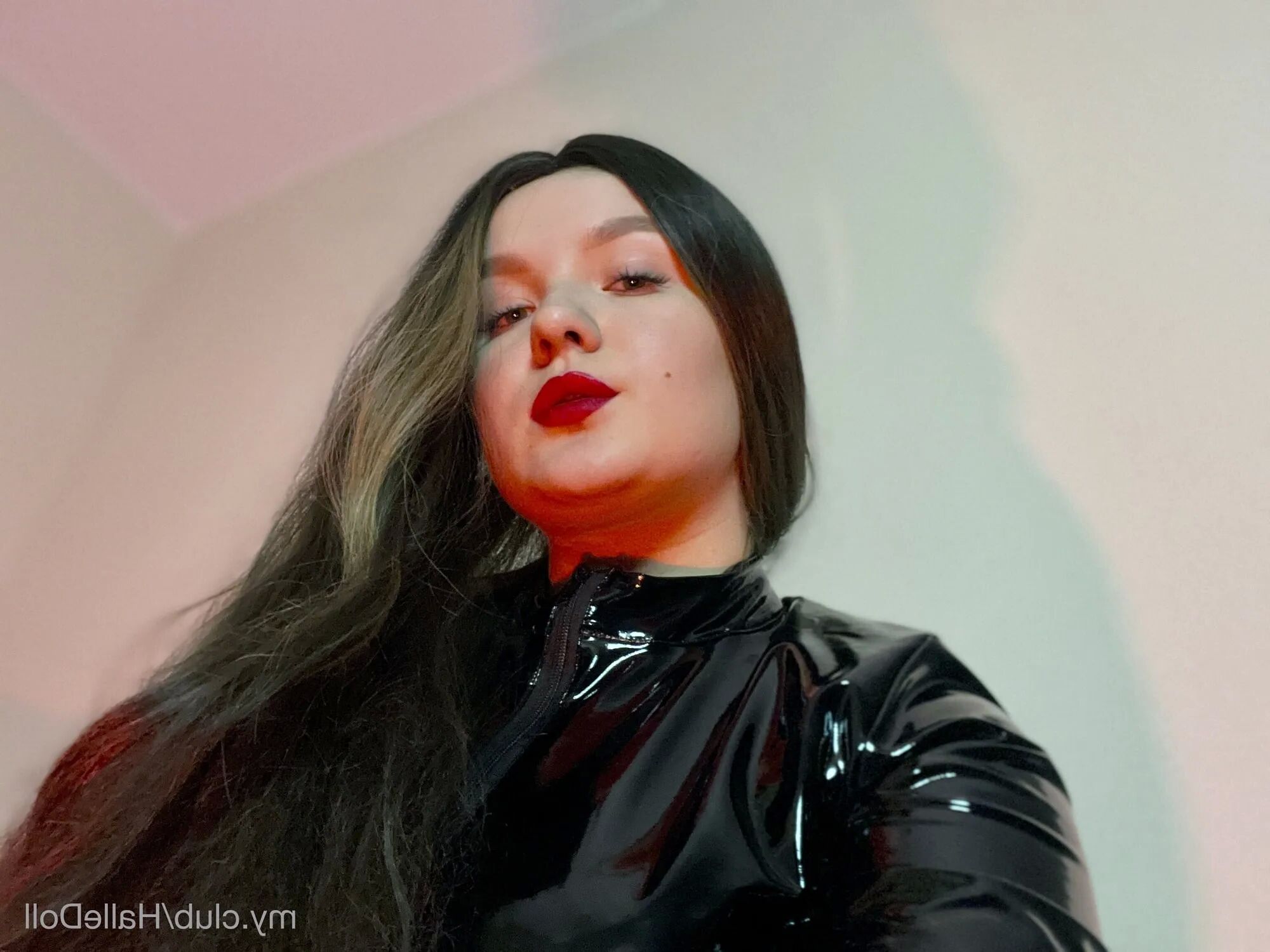 MistressHalle Free Photos - 49 Pics