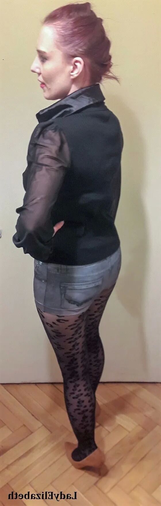 Hot stepdaughter - 11 Pics