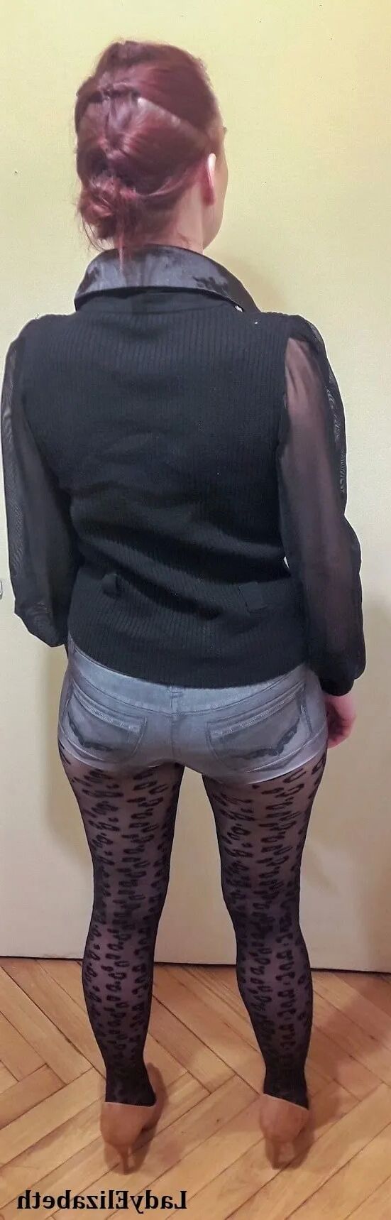 Hot stepdaughter - 11 Pics