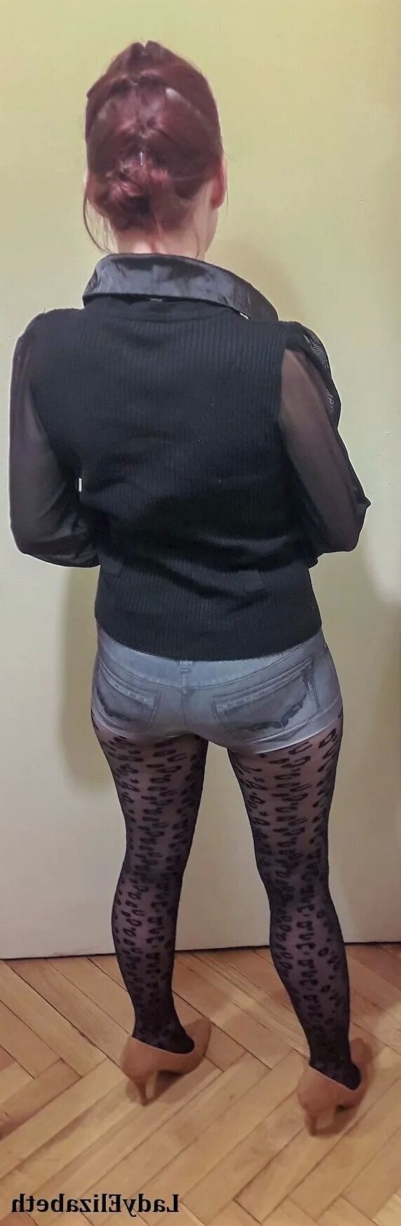 Hot stepdaughter - 11 Pics