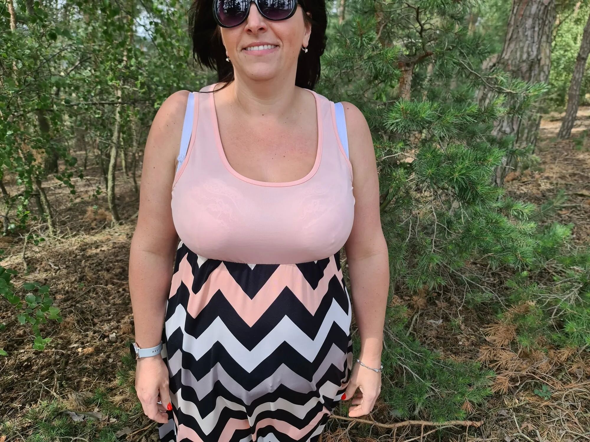 Busty milf in natuere - 58 Pics
