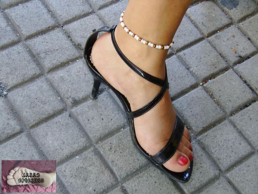 SHOES - 36 Pics