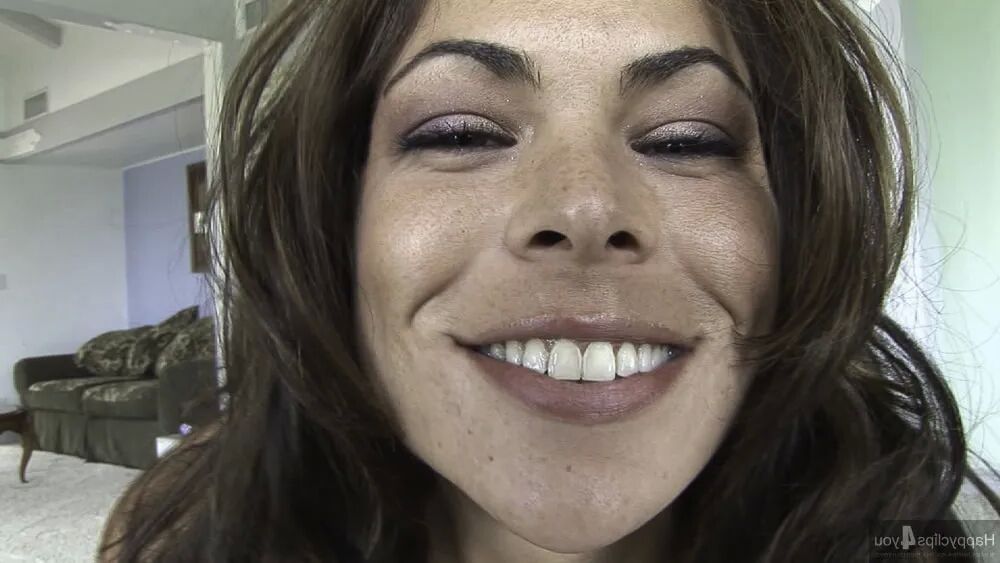 Milf blowjob with big fake tits - 20 Pics