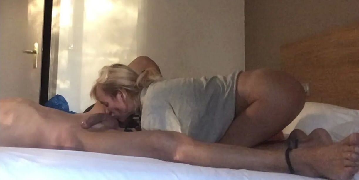 BLOWJOB AND 69 (video SEXUAL SUNSET FOR A COUPLE) - 41 Pics