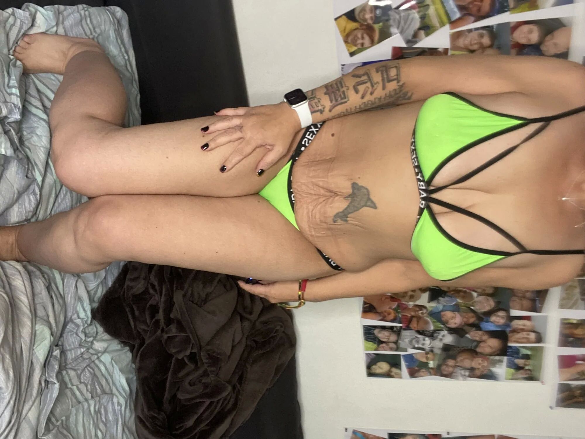 Naked - 45 Pics