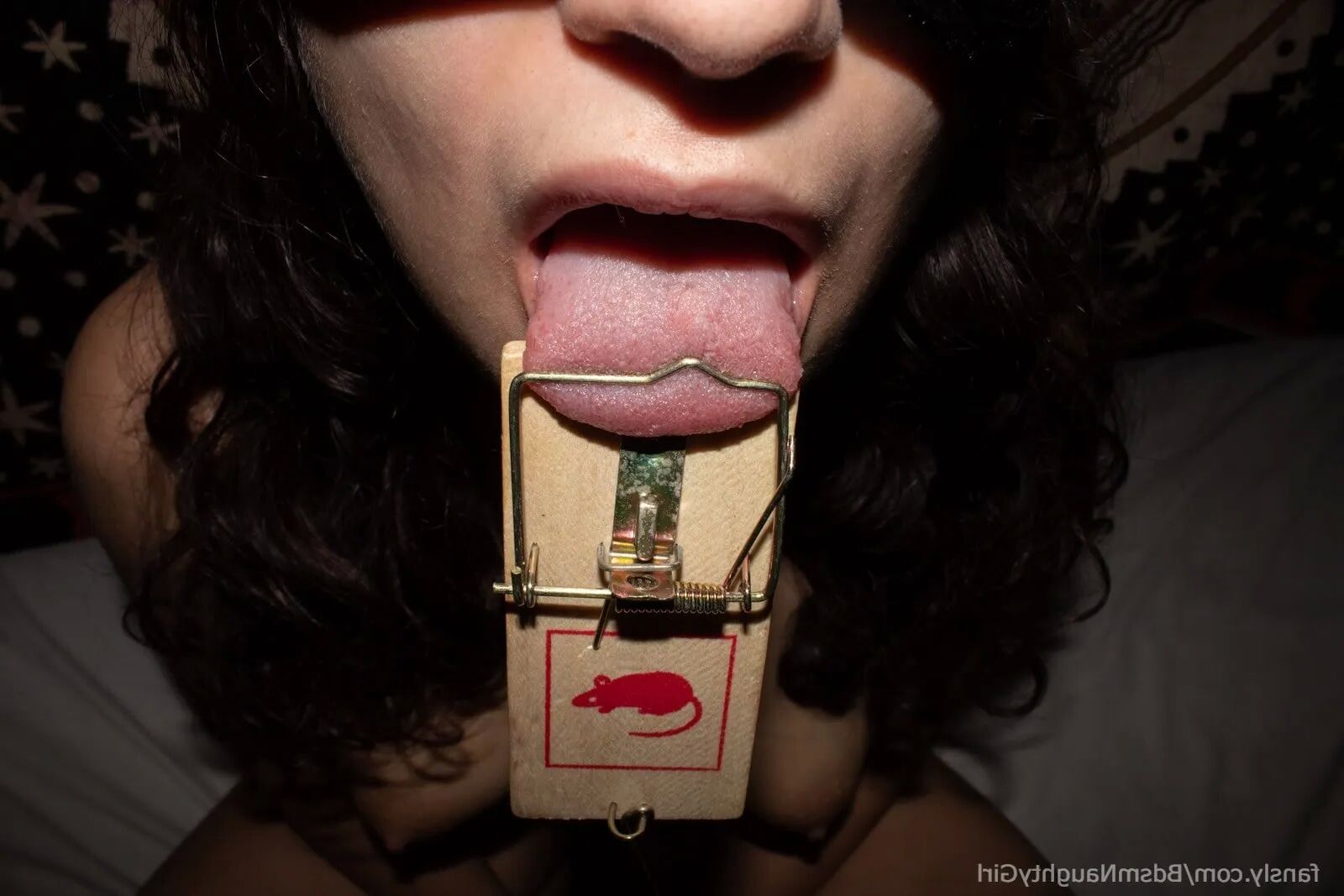 Metal Clamps - 22 Pics