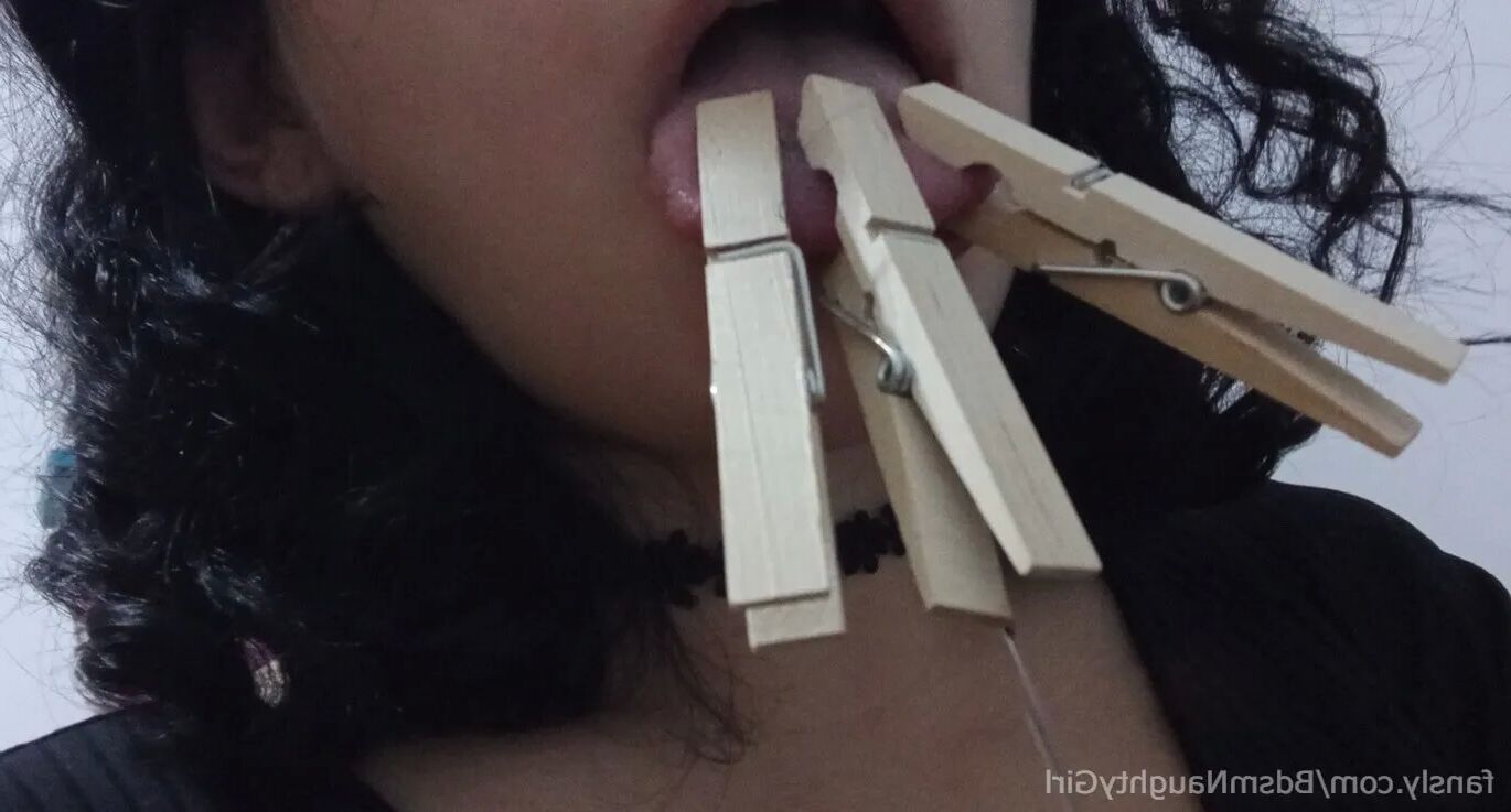 Clothespins vol.1 - 22 Pics