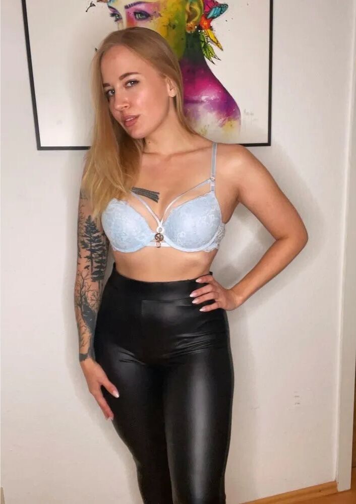 Marie Hardon - Auktionen - 5 Pics